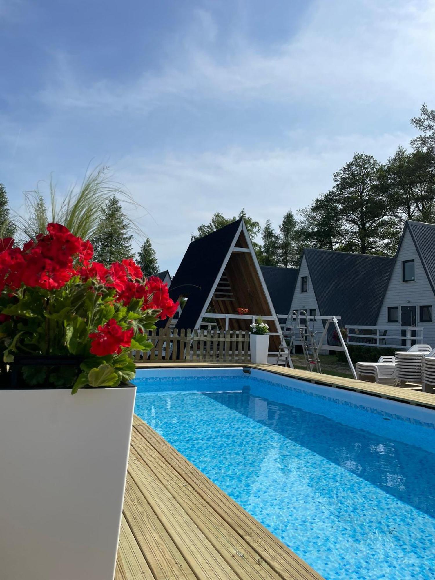 Soul Camp Nowecin Villa Leba Bagian luar foto